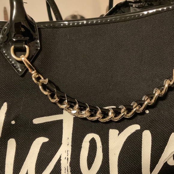 *Rare* Victoria’s Secret Logo Handbag - Picture 6 of 6